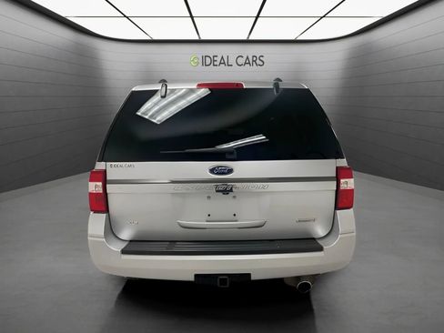 Used 2017 Ford Expedition XLT AWD/4WD image 6