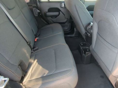 Used 2025 Jeep Wrangler Unlimited Sport AWD/4WD image 24