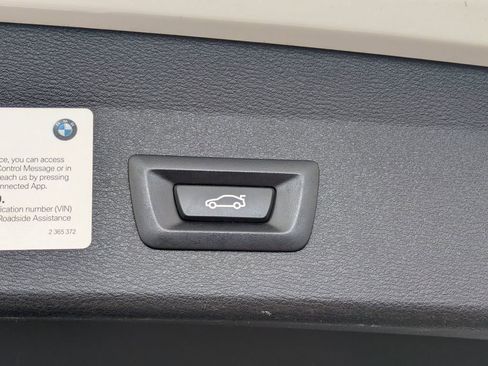 Used 2019 BMW X1 sDrive28i image 12