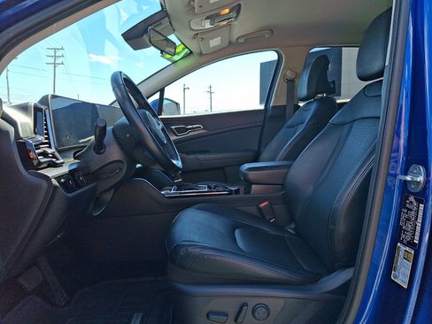 Used 2023 Kia Sportage EX FWD image 13