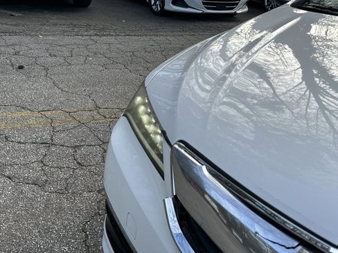 Used 2017 Acura TLX w/ Technology Package image 13