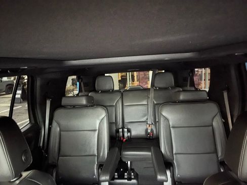 Used 2023 Chevrolet Tahoe Z71 image 27