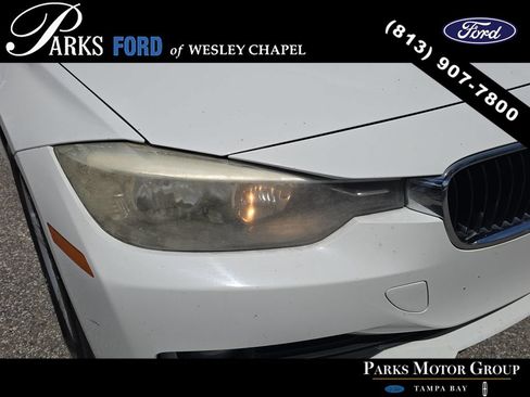 Used 2015 BMW 320i Sedan RWD image 6