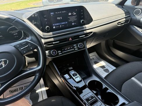 Used 2020 Hyundai Sonata SEL w/ Convenience + Sunroof Package FWD image 18