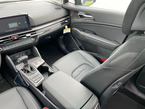 New 2026 Kia Sportage SX FWD image 28