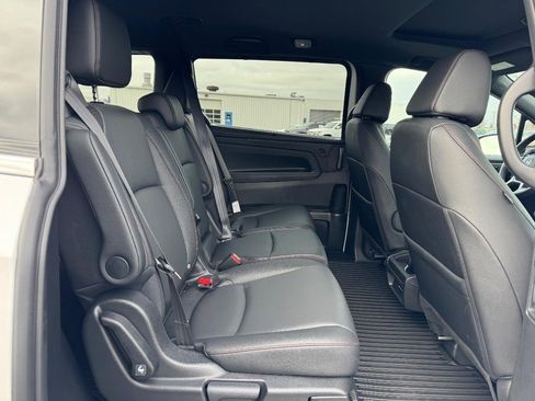 Certified 2026 Honda Odyssey Sport-L image 10