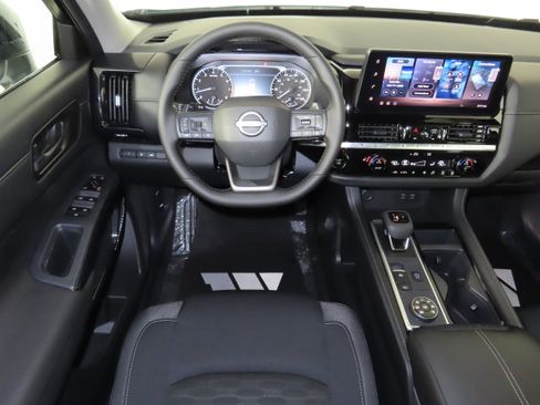 New 2026 Nissan Pathfinder SV image 43