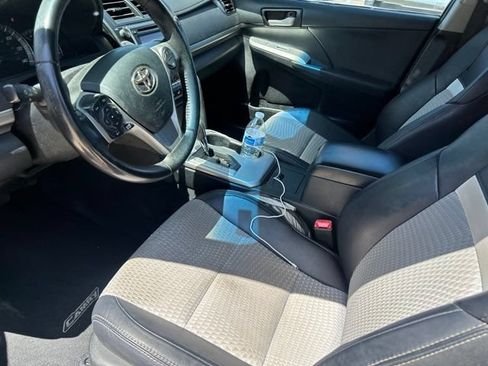 Used 2013 Toyota Camry SE FWD image 7