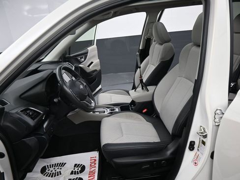 Used 2019 Subaru Forester Premium w/ Popular Package #1 AWD/4WD image 6