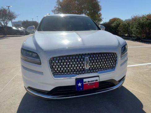 Used 2021 Lincoln Nautilus FWD w/ Equipment Group 101A image 4