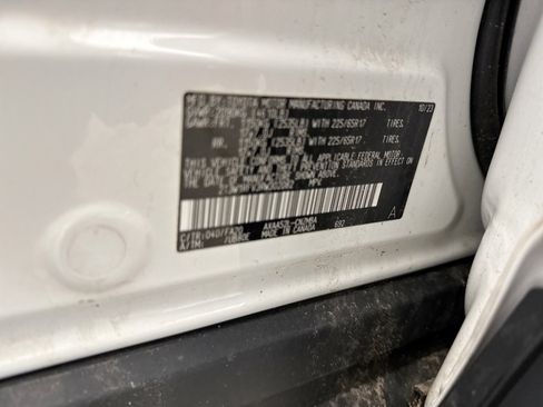 Used 2024 Toyota RAV4 XLE w/ Convenience Package FWD image 12