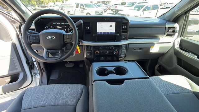 New 2026 Ford F250 XLT w/ FX4 Off-Road Package AWD/4WD image 19