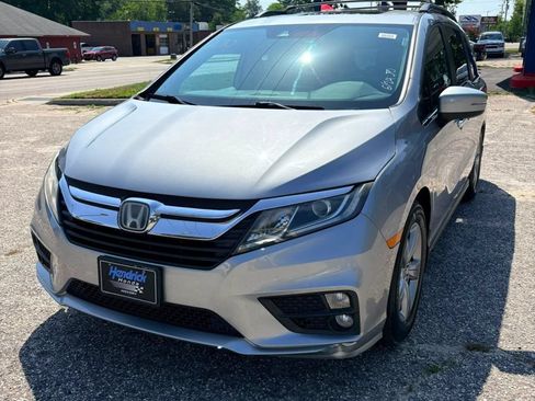 Used 2018 Honda Odyssey EX-L image 3