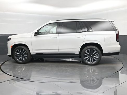 Used 2024 Cadillac Escalade Sport Platinum RWD image 10