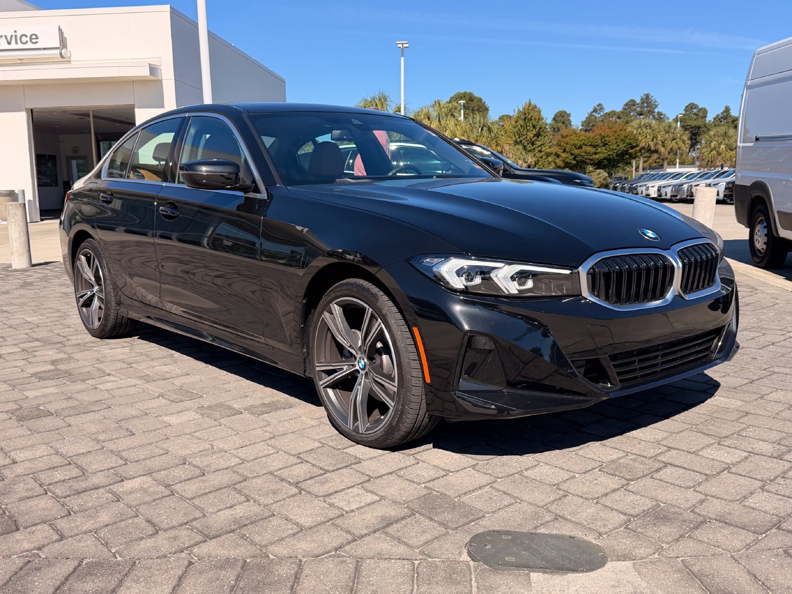 Used 2024 BMW 330i xDrive Sedan w/ Convenience Package AWD/4WD image 7