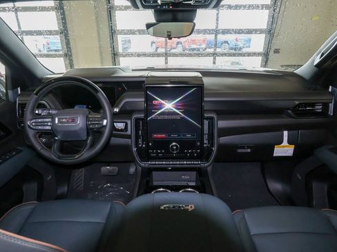 New 2026 GMC Yukon XL AT4 w/ AT4 Premium Plus Package AWD/4WD image 16