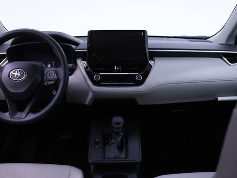 New 2026 Toyota Corolla Cross L image 5