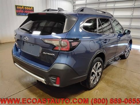 Used 2022 Subaru Outback Limited image 3