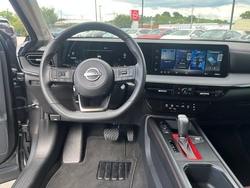 Used 2026 Nissan Kicks SR FWD image 22