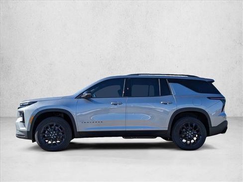New 2026 Chevrolet Traverse LT image 8