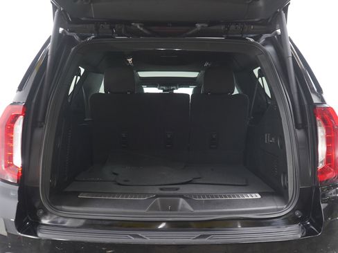 Used 2023 GMC Yukon XL Denali image 18
