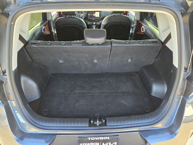 Used 2024 Kia Soul GT-Line FWD image 14