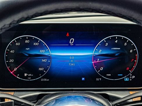 Used 2025 Mercedes-Benz C 300 4MATIC Sedan image 24