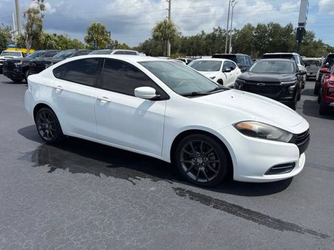 Used 2016 Dodge Dart SE w/ Convenience Group FWD image 1