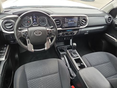 Used 2022 Toyota Tacoma SR5 w/ Trail Edition AWD/4WD image 11