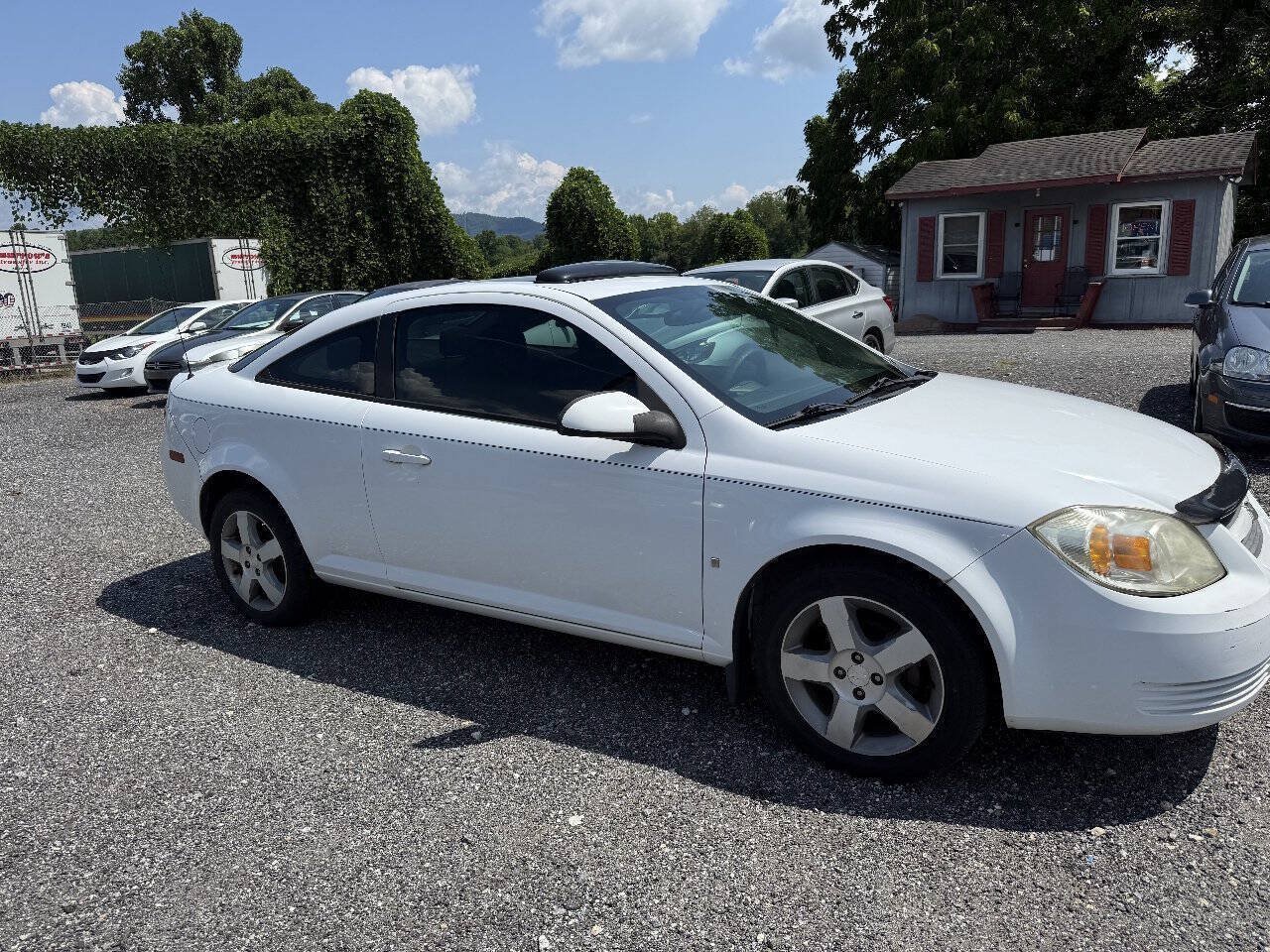 Used 2008 Chevrolet Cobalt LT w/ Revolution Edition Package FWD image 6