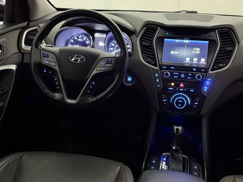 Used 2017 Hyundai Santa Fe Limited w/ Cargo Package image 29