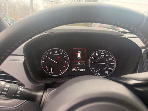 Used 2025 Subaru Forester Premium image 12