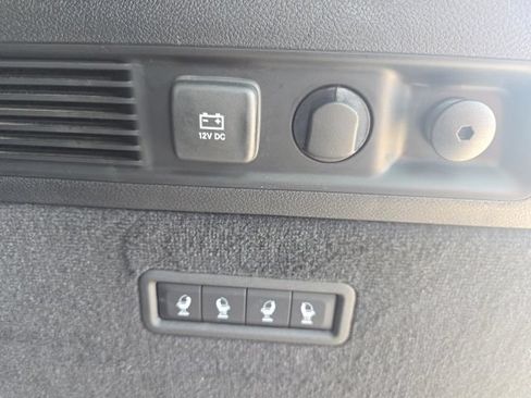 Used 2025 Jeep Grand Wagoneer 4WD image 13
