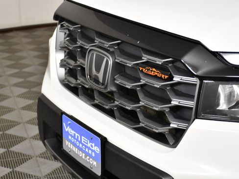 Used 2022 Honda Passport TrailSport image 11