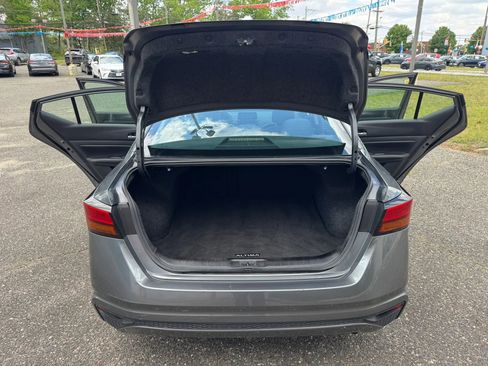 Used 2019 Nissan Altima 2.5 S FWD image 13
