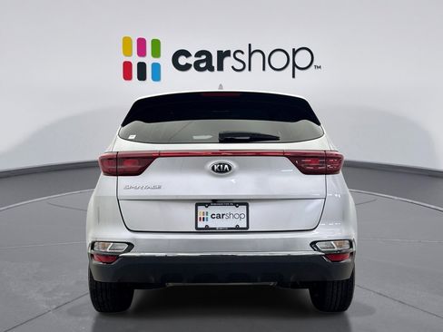 Used 2022 Kia Sportage LX image 4