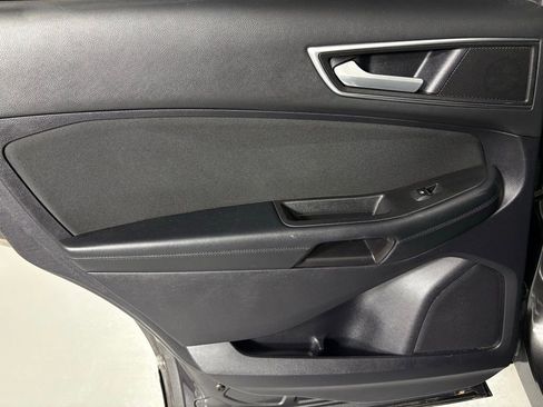 Used 2016 Ford Edge SE FWD image 31