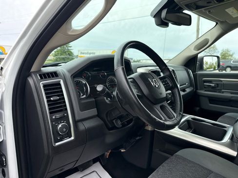 Used 2017 RAM 1500 Big Horn AWD/4WD image 18