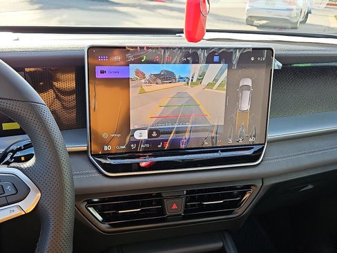 New 2026 Volkswagen Tiguan SE R-Line image 16