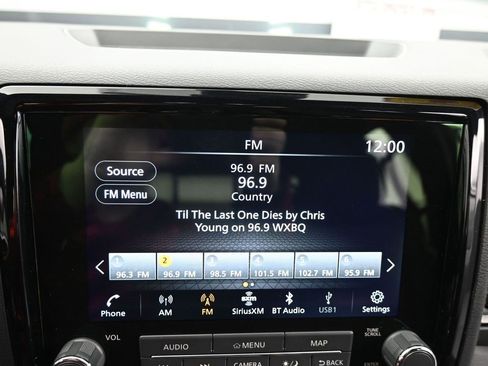 Used 2024 Nissan Frontier PRO-4X w/ Off-Road Protection Package image 23