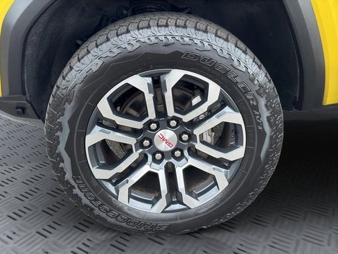 Used 2023 GMC Canyon AT4 w/ AT4 Premium Package image 29