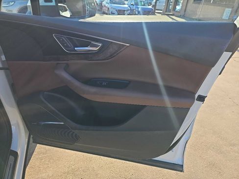 Used 2018 Audi Q7 3.0T Prestige w/ Prestige Package image 17
