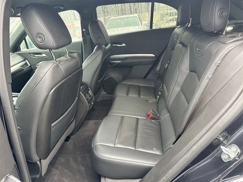 Used 2023 Cadillac XT4 Premium Luxury image 29