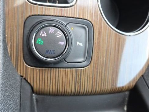Used 2018 GMC Acadia SLE w/ Driver Alert Package I AWD/4WD image 45