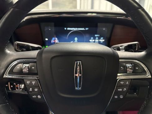 Used 2023 Lincoln Navigator Reserve AWD/4WD image 16