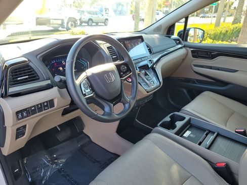 Used 2022 Honda Odyssey Elite image 19