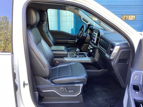 Used 2021 Ford F150 Lariat w/ Equipment Group 502A High image 31