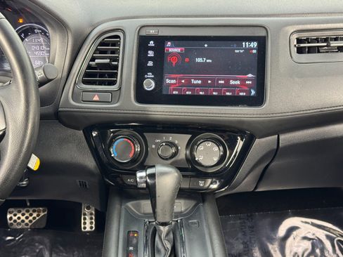 Used 2021 Honda HR-V Sport image 21