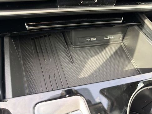 New 2026 Volkswagen Atlas SEL Premium R-Line AWD/4WD image 33