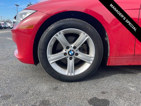 Used 2013 BMW 328i xDrive Sedan AWD/4WD image 9